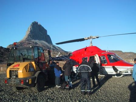 Helikopteren er landet